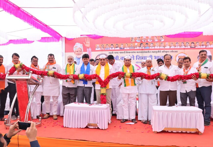 महसूलमंत्री राधाकृष्ण विखेंचा आमदार प्राजक्त तनपुरेंवर हल्लाबोल