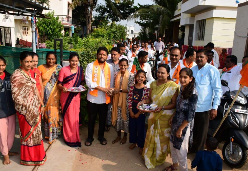 राधाकृष्ण विखे हेच आमचा नेता, त्यांच्या विजयात भागीदार होण्याचा मतदारसंघातील जनतेचा शब्द