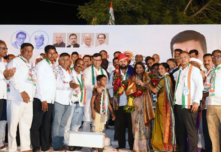 बी. जे. खताळ यांचे नातू विक्रम खताळ यांचा काँग्रेसमध्ये प्रवेश बी. जे. खताळ यांचे नातू विक्रम खताळ यांचा काँग्रेसमध्ये प्रवेश