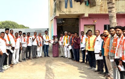 महसूलमंत्री विखेंनी खंडकरी शेतकऱ्यांचा प्रश्न कायमस्वरूपी सोडवला, वर्ग दोनच्या जमिनी एक करण्याबाबतचा महत्त्वपूर्ण निर्णय घेतला