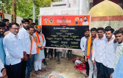 घुलेवाडी येथे शिंदे शिवसेना शाखेचा आमदार अमोल खताळ यांच्या हस्ते शुभारंभ