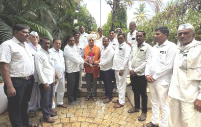 हरीबाबा देवस्थानला क वर्ग  दर्जा मिळून दिल्याबद्दल वेल्हाळे ग्रामस्थांच्या वतीने आ. सत्यजित तांबे यांचा सत्कार