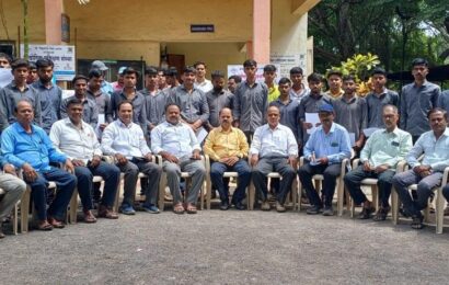 उद्योगविश्वात ग्रामीण विद्यार्थ्यांची दमदार एन्ट्री – डॉ. विठ्ठलराव विखे पाटील आयटीआयच्या ४० प्रशिक्षणार्थींची नामांकित कंपन्यांमध्ये निवड, प्लेसमेंट म्हणजेच प्रगती – डॉ. विखे पाटील आयटीआयचा विश्वास वाढवणारा टप्पा