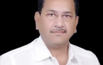 रियाज पिंजारी यांच्या कुटुंबीयांना नगरपालिकेकडून भरीव स्वरूपाची मदत – जहागीरदार रियाज पिंजारी यांच्या कुटुंबीयांना नगरपालिकेकडून भरीव स्वरूपाची मदत – जहागीरदार