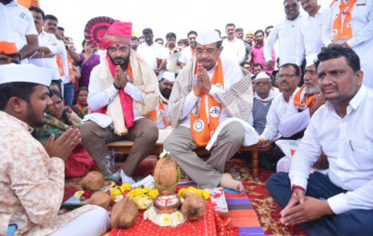 भोजापूर चारीला पाणी देण्याचा शब्द आठ महीन्यात पूर्ण केला – मंत्री राधाकृष्ण विखे पाटील भोजापूर चारीला पाणी देण्याचा शब्द आठ महीन्यात पूर्ण केला – मंत्री राधाकृष्ण विखे पाटील