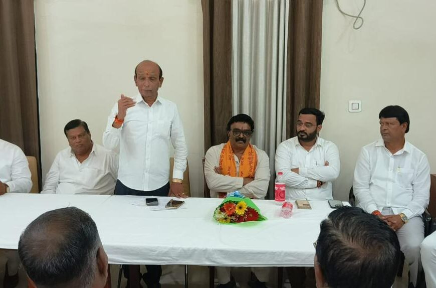 स्थानिक निवडणुकीसाठी शिवसैनिकांनी सज्ज रहा – शिवसेना सचिव राम रेपाळे