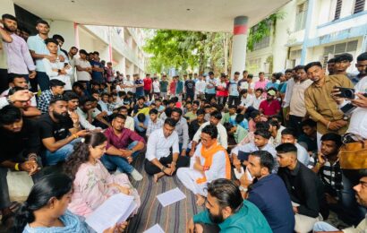 आदिवासी विद्यार्थ्यांच्या आंदोलनाला आमदार लहामटे, डॉ. जयश्रीताई थोरात यांचा पाठिंबा