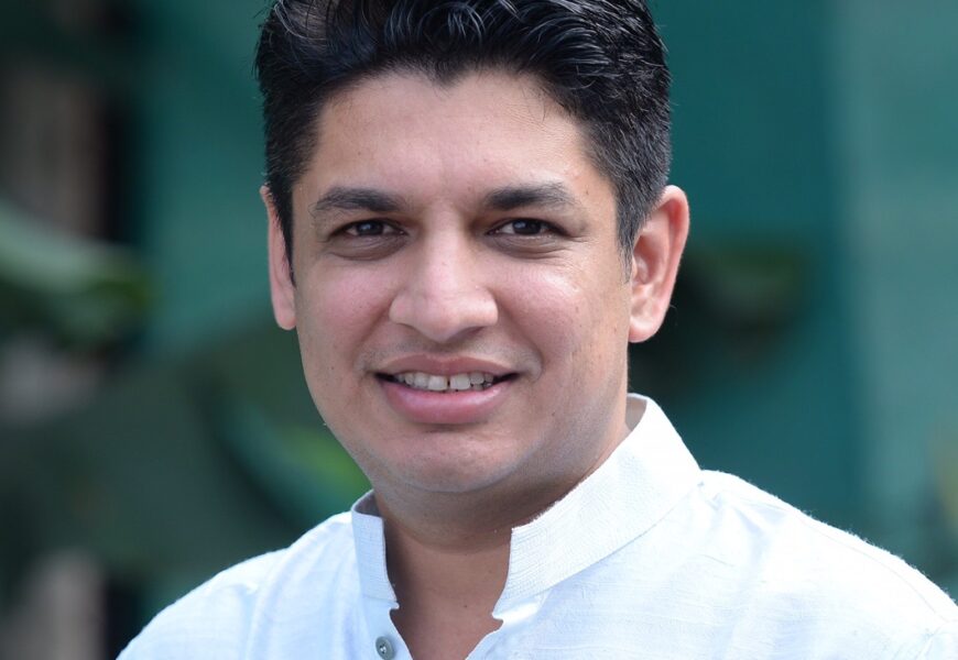 आमदार सत्यजित तांबे यांचा वाढदिवस साध्या पद्धतीने साजरा, हार बुके न आणण्याचे आवाहन