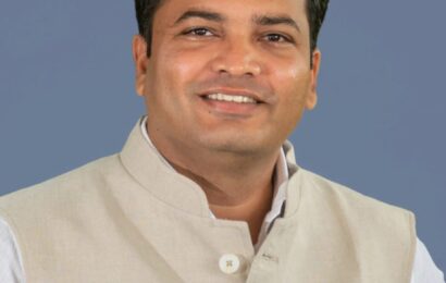 दिपावली निमित्त राजहंस दूध संघाकडून 41 कोटी रुपये बँकेत वर्ग  – रणजितसिंह देशमुख