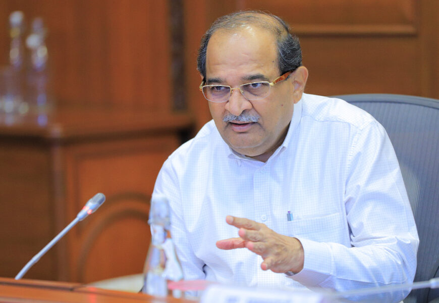 तुकडा बंदी कायद्याचे उल्लंघन करुन झालेल्‍या जमीन व्‍यवहारांना नियमित करण्‍याबाबत तत्‍कालिन महसूल मंत्री राधाकृष्‍ण विखे पाटील यांनी सातत्‍याने केलेल्‍या पाठपुराव्‍याला यश