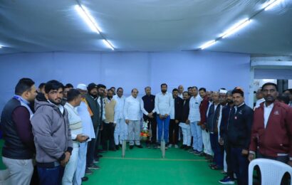 अकारी पडीत जमीन धारकांच्या प्रश्नासंदर्भात लवकरच निर्णय, मंत्री बावनकुळे आणि ना. विखेंच्या उपस्थितीत बैठक संपन्न अकारी पडीत जमीन धारकांच्या प्रश्नासंदर्भात लवकरच निर्णय, मंत्री बावनकुळे आणि ना. विखेंच्या उपस्थितीत बैठक संपन्न