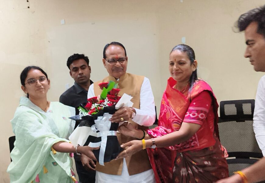 लाडकी बहीण योजना कुणालाही थांबवता येणार नाही – केंद्रीय मंत्री चौहाण