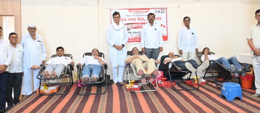 जयंती महोत्सवानिमित्त थोरात कारखान्यावर 101 व्यक्तींचे रक्तदान