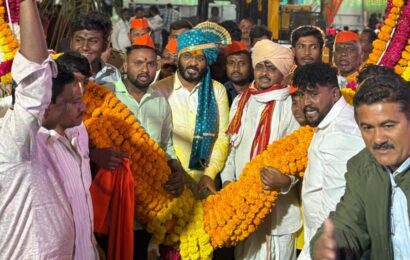 प्रत्येकाने धर्म आणि वारकरी संप्रदायाचा अभिमान बाळगावा – आमदार अमोल खताळ प्रत्येकाने धर्म आणि वारकरी संप्रदायाचा अभिमान बाळगावा – आमदार अमोल खताळ